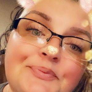 Meet your Posher, Amie